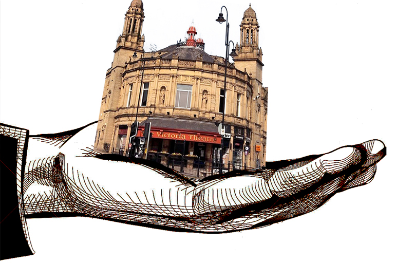 The theatre in a hand